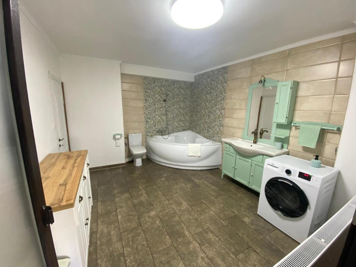 Violetta Apartament Бузэу Экстерьер фото